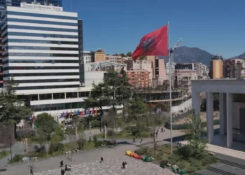 Shqipëria në një vit: Nga nisja e bisedimeve me BE-në te kriza në PD, ngjarjet që shenjuan vitin 2022