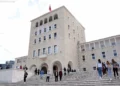 Samiti në Tiranë/ Universiteti Politeknik merr vendimin: Dita e nesërme do të jetë pushim!
