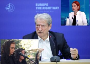 Flet njëra nga “vajtimoret” e protestës së opozitës: Tekstin e krijova enkas, e pëlqeu dhe Berisha. Mendova se doktorin e qëlluan me plumb