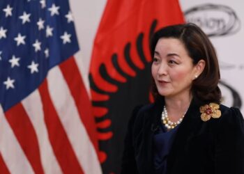 Yuri Kim: Ka interesa të forta biznesi që diktojnë median, gazetarët duhet të bëjnë punën e tyre pa u kanosur apo frikësuar