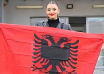 Studentja shqiptare merr inciativën e vyer, synon të hapë bibliotekën e parë në gjuhën shqipe në qytetin e Manastirit