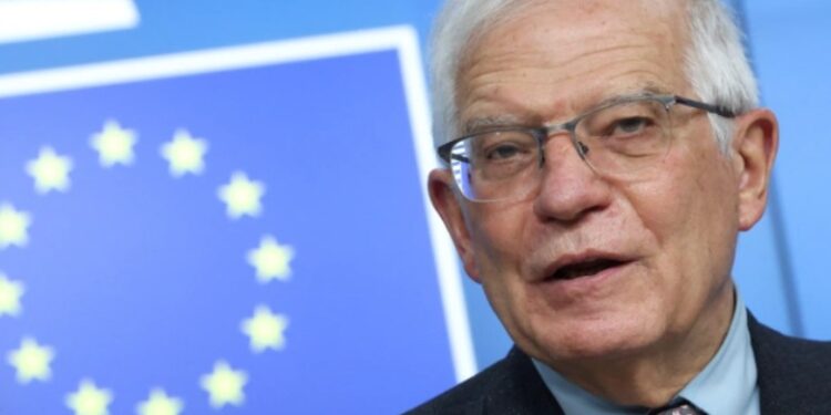 Dialogu Kosovë-Serbi/ Borrell mirëpret qëndrimin e Vuçiçit për propozimin e BE-së