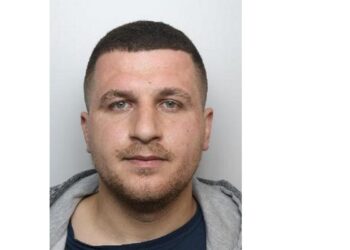EMRI/ Publikohet foto e shqiptarit të tmerrshëm në Britani, kërkohet për disa krime