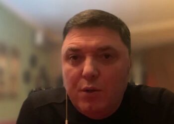 Lëvizja e Salianjit dhe “tkurrja” e PD/ Çollaku: Lëvizje që mund të krijojë ndarje të re, jemi në momentin me dramatik në histori