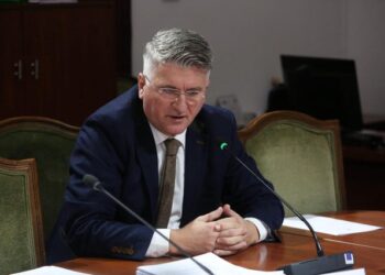 Për atë që ndodhi sot në Komisionin e Edukimit