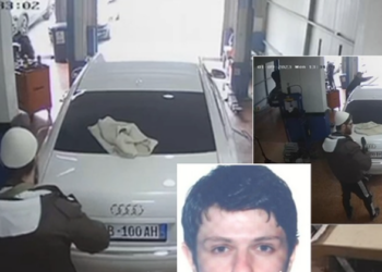 VIDEO/ Publikohet momenti kur 36-vjeçari bën prova me kallash para se të nisej për të “vrarë” politikanët