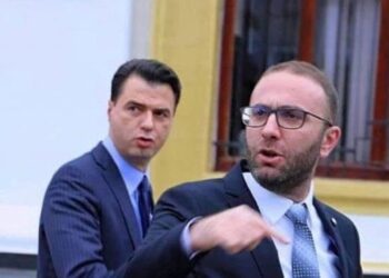 Misteri i heshtjes/ Pse s’flet Basha për debatin për ish-zyrtarin e FBI? Bardhi: Ai pret drejtësinë amerikane, s’do rol triumfatori