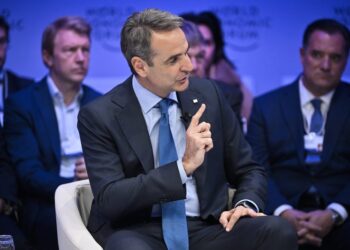 “Me Turqinë nuk do hyjmë në luftë”/ Mitsotakis flet për çështjen e detit me Shqipërinë: Do t’i zgjidhim problemet…!