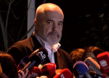 “Një absurd…”/ Rama: Unë jam takuar edhe me presidentin e SHBA, që sot është nën hetim. Ça domethënë kjo?