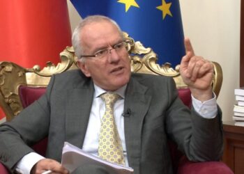“Më i miri Berisha…”/ Xhaferraj tregon pse firmosi për shkarkimin e Alibeajt: Nuk ka bërë asgjë të mirë