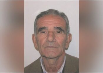 FOTO/ Sot i mori jetën, dikur vëllezërit Sinani ishin pjesë e skenës popullore shqiptare, pjesë e grupit të fyejve