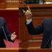 ‘Rrufe në qiell të hapur’/ Si e ‘nuhati grushtin’ nga brenda Alibeaj, prapaskenat e forta të përjashtimit të 4 deputetëve