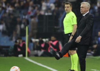 “Është mungesë respekti”, Ancelotti i kthehet gazetarëve pas humbjes ndaj Barçës
