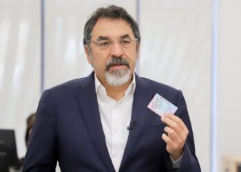 “Lamtumirë Aleat”, s’ka më koncesion për pasaportat, Çuçi: Do t’i prodhojë shteti shqiptar!