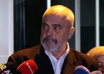 Komision parlamentar? Rama: Drejtësia amerikane s’mund të kontestohet nga vetëgjyqësia e Foltores apo vulës. Kapelen e bënë përgjues