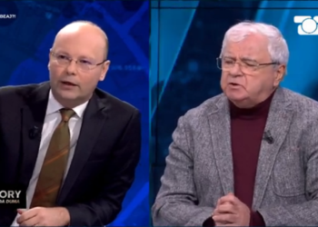 VIDEO/ “Je pa flokë”, Ngjela përplaset me Ivi Kason: Mos mu drejto mua ashtu, po bëhesh barsoletë