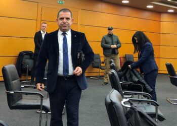 Mblidhet KLP: I jep mandat drejtuesi tre vjeçar Kledi Llahos, emërohen në Tiranë 13 prokurorë për Apelin