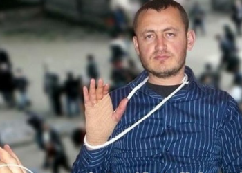 Gazetari që u plagos në 21 Janar: Ngjarja, njollë e zezë për të djathtën! Familja Berisha e ka kapur prej fyti drejtësinë