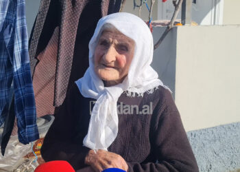 Nuk i japin pensionin se i ka kaluar mosha, 114-vjeçarja: Nuk ngopem me jetën, bëj punët që më takojnë…