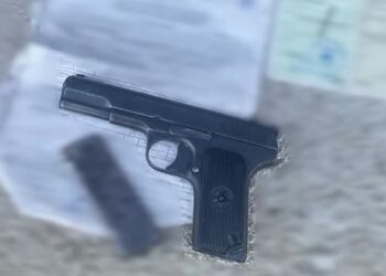 VIDEO/ Arrestohet i rrezikshmi në Fier, i dënuari për vrasje u kap duke lëvizur me pistoletë