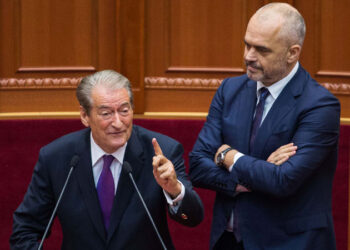 Betohet Sali Berisha: Nuk do të kemi zgjedhje më 14 maj me Edi Ramën si kryeministër!