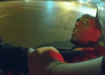 VIDEO/ “Mami! Mami!”! Policia vret 29-vjeçarin, publikohen pamjet e tmerrshme