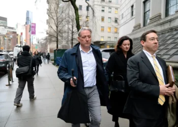 “New York Times” rrëzon Berishën: Asnjë akuzë ndaj McGonigal se mori para për të hetuar lobistin Nick Muzin