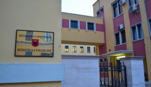 Dëmshpërblimi për të larguarit nga puna  priten 12 mln euro shpenzime për vendimet në 2025 2028