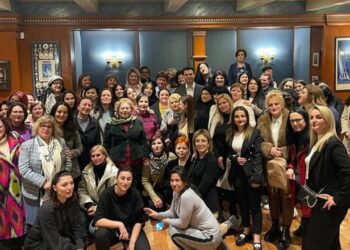 Lulzim Basha rikthehet në politikën aktive, publikon foto nga takimi me gratë demokrate të Tiranës