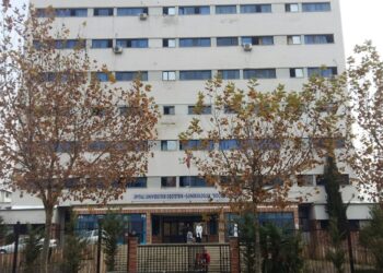 30-vjeçarja ndërron jetë në maternitetin ‘Koço Gliozheni’ në Tiranë, 4 ditë pas lindjes