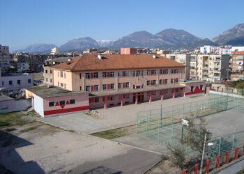 I gjithë sistemi ngrohës në kopshtet dhe shkollat e Tiranës është funksional. Bashkia: Mësimi vijon normalisht