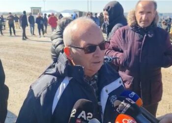 “Ne jemi pa bukë, ai shkon bën plazh në Dhërmi”, kundërshtoi ndërtimin e aeroportit, banorët në Vlorë kundër Sazan Gurit
