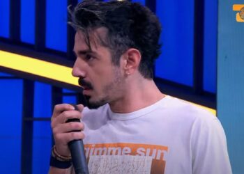 Amos tregon emrin e banores që duhet të lërë menjëherë shtëpinë: Është shumë e shtirur