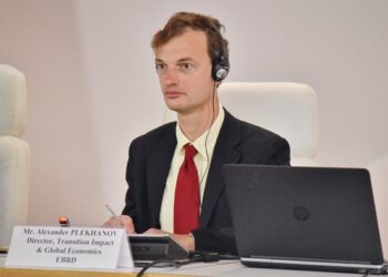 “Lista gri” e pastrimit të parave/ BERZH për Shqipërinë: Kontroll më të fortë mbi paratë e pista