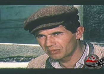 Aktori Astrit Çerma: Në kohën e Enverit kishim uzina, fabrika, kombinate, ushtri, marinë, shkolla, art, kulturë, shëndetësi, jo si sot që Shqipëria po vdes