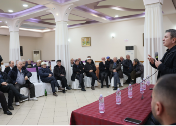 Gjiknuri, me pensionistët në Prrenjas: Së shpejti dhe paketa tjetër e ndihmës. Mbështetja juaj për të vijuar me punët e mira
