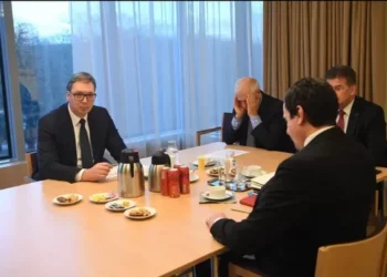 “Nuk ka dorëzim”/ Palët s’kanë arritur marrëveshje ne Bruksel, Vuçiq: Kurti ka refuzuar të flasë për Asociacionin