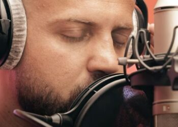 “Veç du me t’mbajt në krahë…”/ Publikohet audioja, Luizi krijon këngën e veçantë për Kiarën, dedikim për Shën Valentin