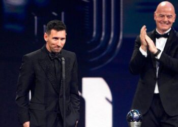 Çmimet FIFA 2023/ Cristiano Ronaldo voton me inat, Messi i jep pikët maksimale Neymar-it