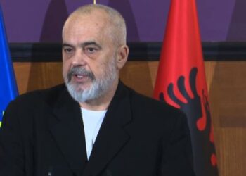 Rama jep lajmin e mirë: Paga minimale shkon në 40 mijë lekë brenda disa javësh