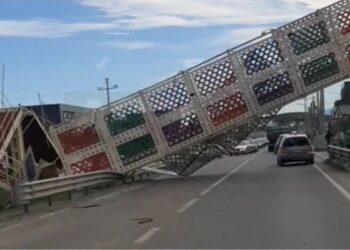 Shoqërohet një person/ Rrëzimi i mbikalimit të këmbësorëve në Shkodër, policia zbulon çfarë ka ndodhur