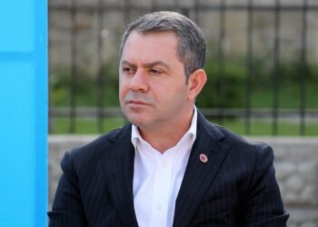 PDIU do të garojë e vetme në zgjedhjet lokale, Idrizi: Të mos votojmë kandidatin e Berishës, s’përfshihemi në përçarjen e PD-së!