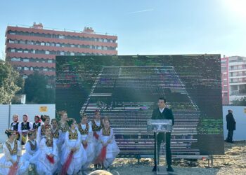 Hidhet guri i themelit për Qendrën Kombëtare të Kulturës për Fëmijë, Veliaj: Stoli e shtuar për qytetin dhe Parkun e Liqenit Të Tiranës