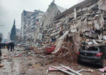 Tërmeti shkatërrues/ NATO, BE dhe mbi 40 vende i ofrojnë ndihmë Turqisë