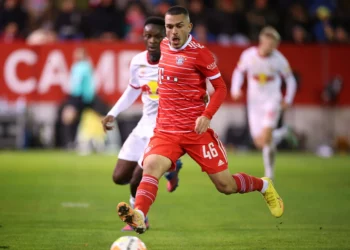 Bayern e grumbullon në Champions kundër PSG-së, kush është shqiptari Ibrahimoviç