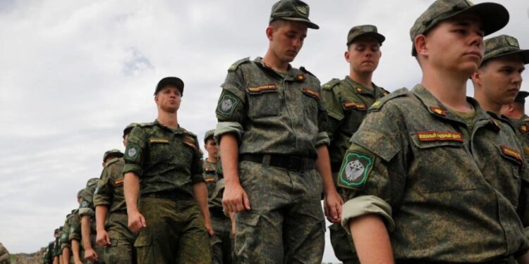 500 mijë trupa gati, Rusia po përgatit një ofensivë madhore në 1-vjetorin e pushtimit
