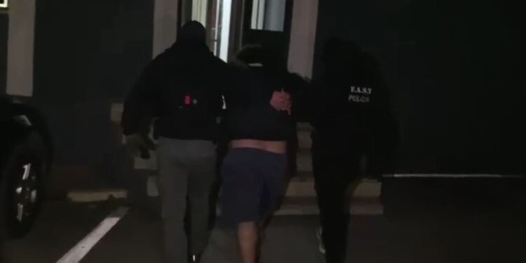 “Kapo” i një grupi të rrezikshëm kriminal/ Fshihej në Tiranë me pasaportë false, arrestohet gjeorgjiani