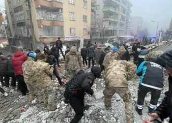 Skuadra shqiptare e mundjes i shpëton tërmetit në Turqi: Vetëm hoteli ynë mbeti në këmbë