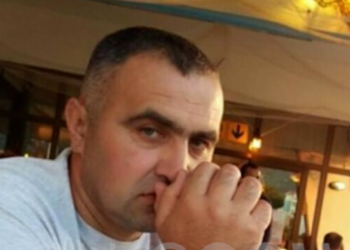Dhunoi zyrtarin e Metës në sy të familjes, ja kush është efektivi malazez i kufirit