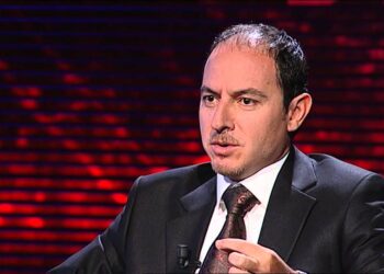 McGonigal, ky skandal epokal jo shqiptar